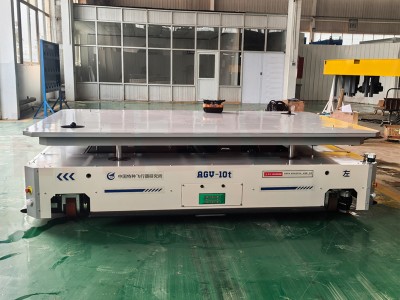 AGV (Automated Guided Vehicle - Otomatik Taşıma Arabası)
